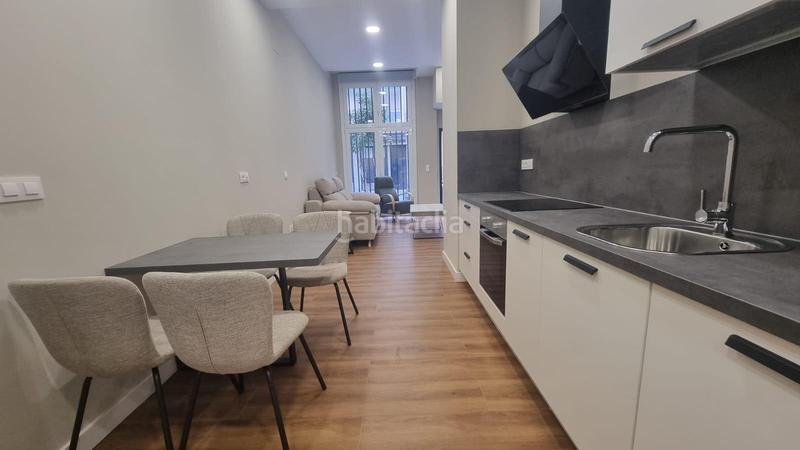 Foto f9f3d726-af7e-4d77-bc6f-73ff1722b0cc. Location loft dans Ciudad Jardín - Zoco Córdoba