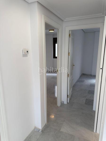 Foto feddd43e-2a2f-4a2d-99db-aa47ede80cc6. Location appartement avec parking dans Centro Córdoba