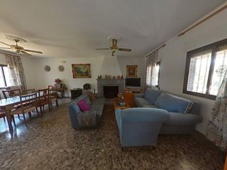 Casale  Camino pecuario quemadillas. Parcela rústica con casa en las quemadillas