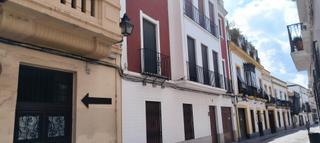 Haus  Calle de fernando colón. Edificio muy céntrico junto a la corredera