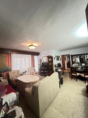 Appartement  Avenida del conde de vallellano. Piso en vallellano