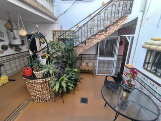 Casa  Calle de juan de �vila. Magn�fica vivienda de oportunidad en los olivos borrachos!