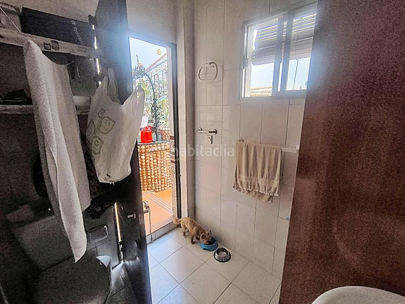 Foto e5d9b012-95e1-4499-b548-ebb631900e57. Casa amb calefacció a Ciudad Jardín - Zoco Córdoba