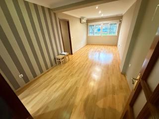 Planta baixa  Calle virgen de fatima. Piso en fátima reformado