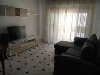 Location Appartement  Calle calle pintor leal gaete, 4, puerta. Alquiler piso amueblado listo para entrar