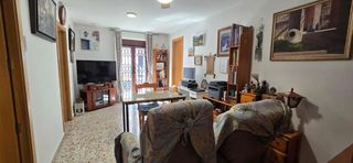 Casa  Calle de san agust�n. Casa en san agust�n con cochera y local