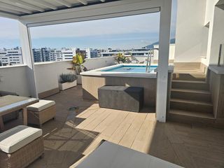 �tic  Calle francisco gracia trenas. Magn�fico duplex en la zona de hipercor