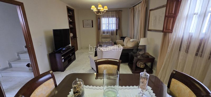 Foto f042fa94-57a6-4f0e-b194-1074f341fedc. Casa amb aparcament a casco histórico - ribera - san basilio Córdoba