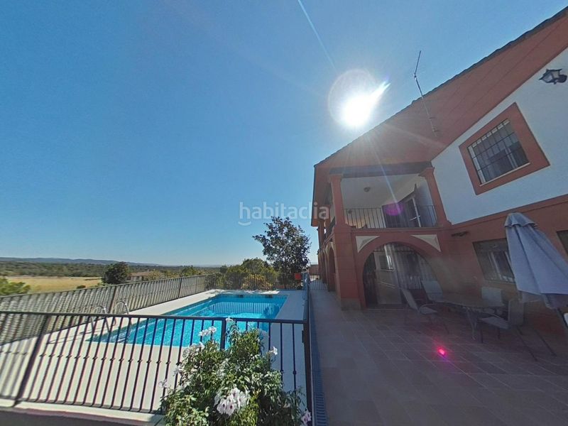 Foto 48c7ace3-32cc-472f-a084-e560d93f199d. Xalet amb aparcament piscina a El Brillante -El Naranjo - El Tablero Córdoba