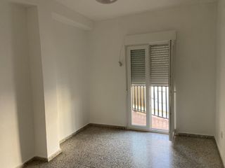 Flat  Avenida almogavares. Piso en santa rosa