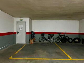 Aparcament cotxe  Calle de álvaro paulo. Plaza de garaje en zona levante