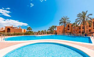 Apartament a Avenida de la alquería 14. Estupendo apartamento nueva milla de oro.