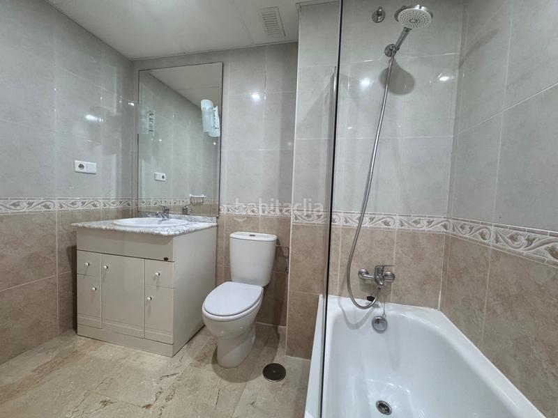 Foto bbad8501-eb37-46df-963c-518265b985d1. Location attique avec cheminée chauffage parking piscine dans Marbella