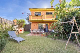 Maison jumelée à Nueva Atalaya