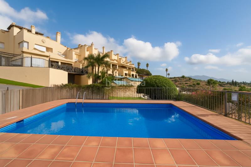 Foto ac00e656-a88b-4cc9-be6a-d2d3b6598242. Apartment with parking pool in La Quinta Benahavís