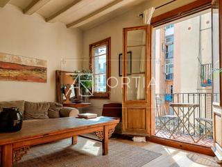 Pis  Carrer d'aviny. Piso reformado y amueblado