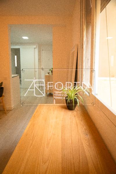 Foto de6aa534-6173-412c-b44c-34875984d16a. Piso  reformado y amueblado en Raval Barcelona