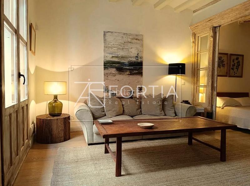 Foto 9a1f06bb-0ff3-4835-80bb-73684291ed63. Appartamento in carrer d'avinyó 32 in Gòtic Barcelona