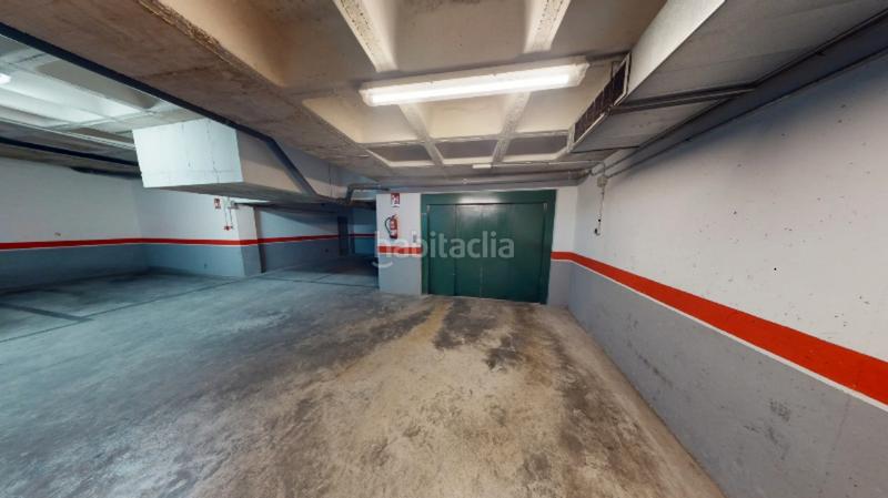 Foto 75927c5d-2f25-426f-b57d-fca43380109f. Autoparkplatz in calle enriqueta ortega 10 in Santo Domingo Alicante