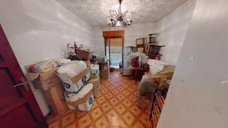 Casa  Calle carrera. os presentamos en exclcasa amplia con terraza y vistas al cast