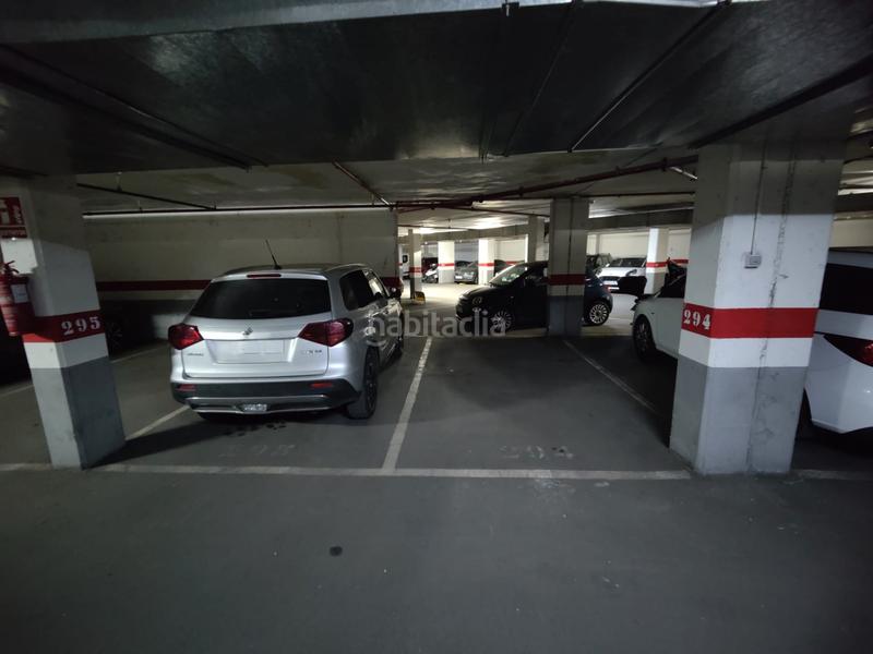 Foto f12159c3-429d-4b64-ba9e-52ebebee3df4. Posto auto in Paus - Polígono San Blas Alicante