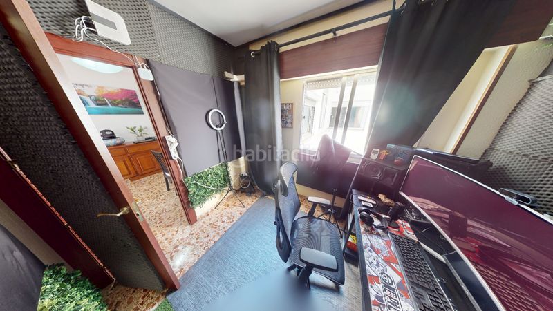 Foto cb59b425-ce7f-478b-ad92-c54f43f908ff. Pis amb aparcament a Santo Domingo Alicante