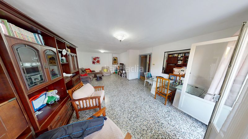 Foto a0a7fa43-6e21-415c-a89d-abafcc979d80. Pis a Santo Domingo Alicante