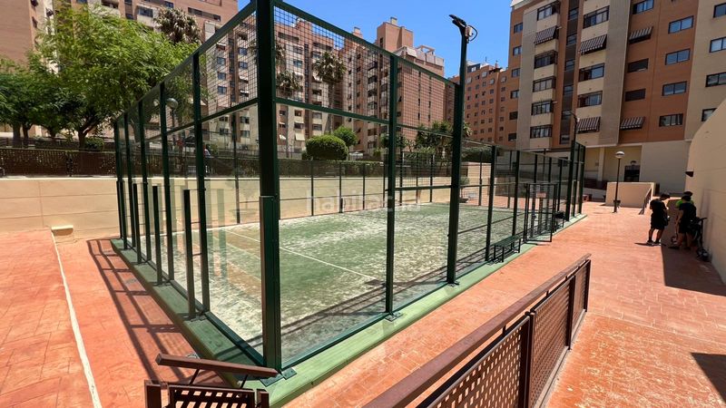 Foto f0b8589f-cec9-476c-96cf-37dda6e81d4b. Àtic amb calefacció aparcament piscina a Paus - Polígono San Blas Alicante