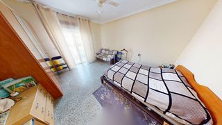 Casa adossada  Calle rodríguez de la fuente. Casoplón en alguenya