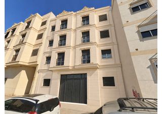 Wohngrundstück  Calle diego montesinos. Certificado de cédula de garantía urbanística en pleno centro de