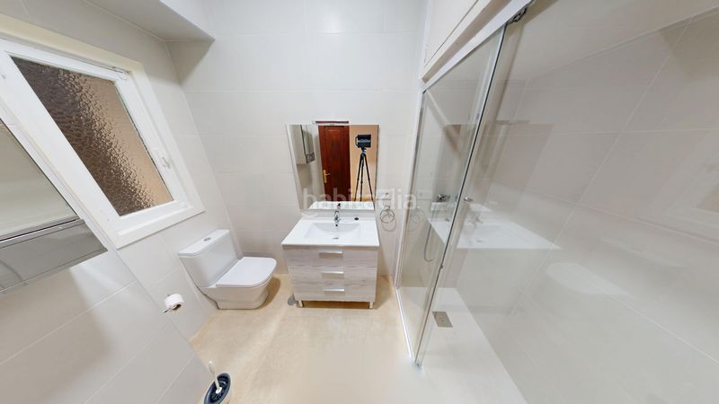 Foto 95f1dc3c-5b0f-45c8-bbb5-d881f3670f2a. Rent flat in Mercado Alicante