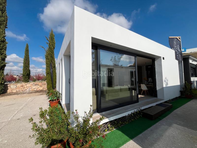 Foto 509f30ee-2949-4a22-8bc6-c7a2da96a46b. Chalet 60m<sup>2</sup> mit parking in Sónsoles Ávila