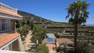 Casa a Cuevecitas - Malpaís. Mansión independiente  con vistas impresionantes