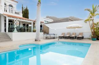 Casa a Playa Fañabé Alto. Atractiva villa con vistas