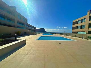 Appartement in Los Abrigos. Impresionante 3 habitaciones a 50m de la playa