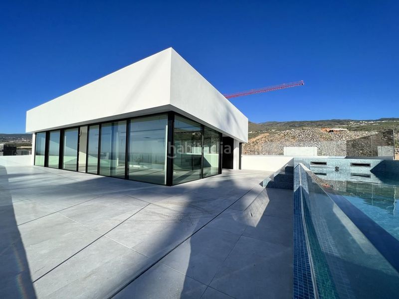 Foto e600dffc-0f10-43e1-bc7d-051781046215. Casa amb piscina a Abama Guía de Isora