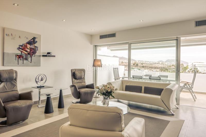 Foto 85deee85-43ab-4460-a2fa-d0a21d596ffc. Ático  de lujo en caleta palms, La Caleta costa en Adeje