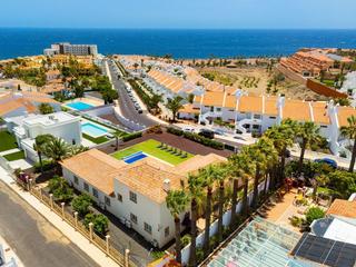 Chalet  Tenerife. Espacioso hogar familiar en zona privilegiada con vista al mar