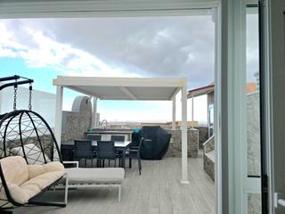 Ático en Cho - Parque de la Reina. Impresionante ático reformado con vistas al mar en parque la rei