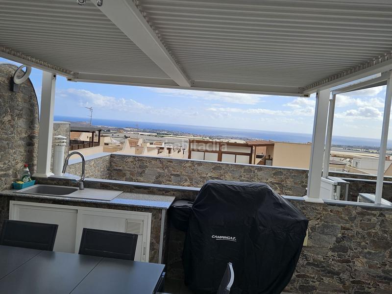 Foto de725f4a-b2e7-4cd0-98ab-da191e7aeaec. Dachwohnung mit heizung in Cho - Parque de la Reina Arona