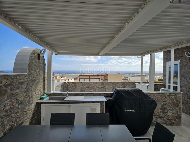 Foto e472be83-3243-4d18-9b7c-6bd4892975d6. Dachwohnung mit heizung in Cho - Parque de la Reina Arona