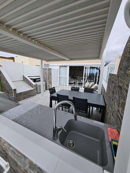 Foto 3e75262a-d627-407c-92f0-f75acb19dc33. Àtic amb calefacció a Cho - Parque de la Reina Arona