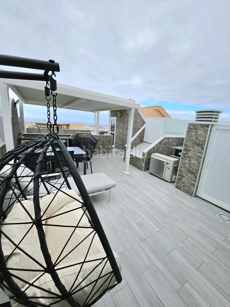 Foto 42ea8af8-3b4f-4a50-8db9-53a6e1822bd0. Àtic amb calefacció a Cho - Parque de la Reina Arona