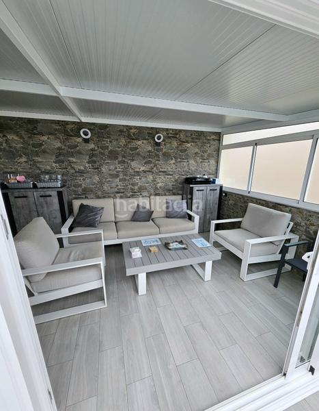 Foto c8dc0cf8-d327-4344-b1ae-b309dbb61aee. Àtic amb calefacció a Cho - Parque de la Reina Arona