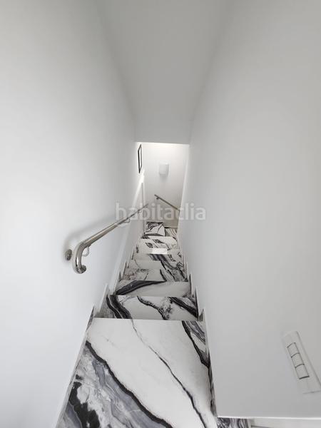 Foto e12a1e2d-00a4-440d-917e-00a9c4d5d440. Àtic amb calefacció a Cho - Parque de la Reina Arona