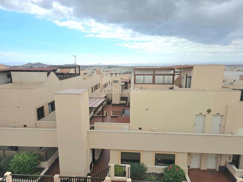 Foto e6ba8f0e-698f-4f34-9666-43ee76f5ce4b. Àtic amb calefacció a Cho - Parque de la Reina Arona