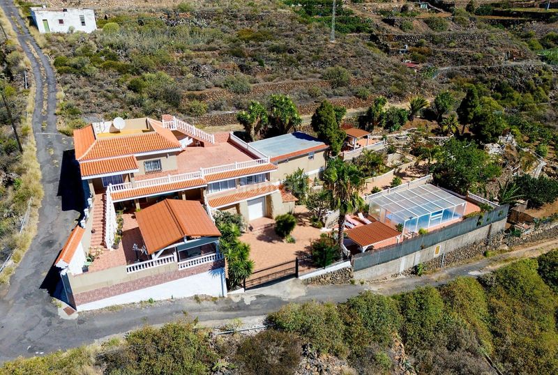 Foto 31903b28-49c7-4ea5-98bc-323ac50fe4df. Casa amb piscina a Cuevecitas - Malpaís Candelaria