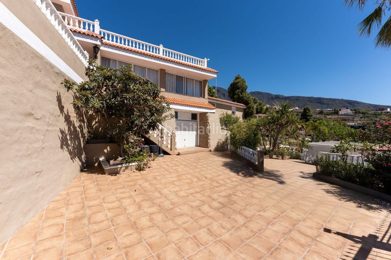 Foto 429c39c1-b301-4a15-aa26-cf6bf04f2b3d. Casa amb piscina a Cuevecitas - Malpaís Candelaria