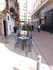 Traspàs Local Comercial a El Clot. Restaurante c3 braseria situado en calle peatonal ideal para gen