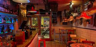 Umzug Geschäftsraum in Vila de Gràcia. Se traspasa negocio ideal tapas hambuerguesería cocktelería